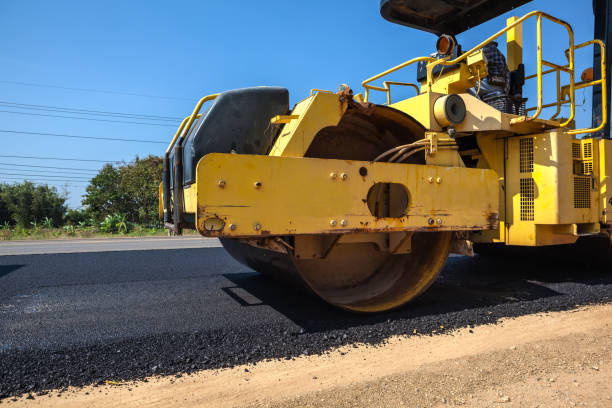 Best Recycled Asphalt Driveway Installation  in Eau Claire, WI